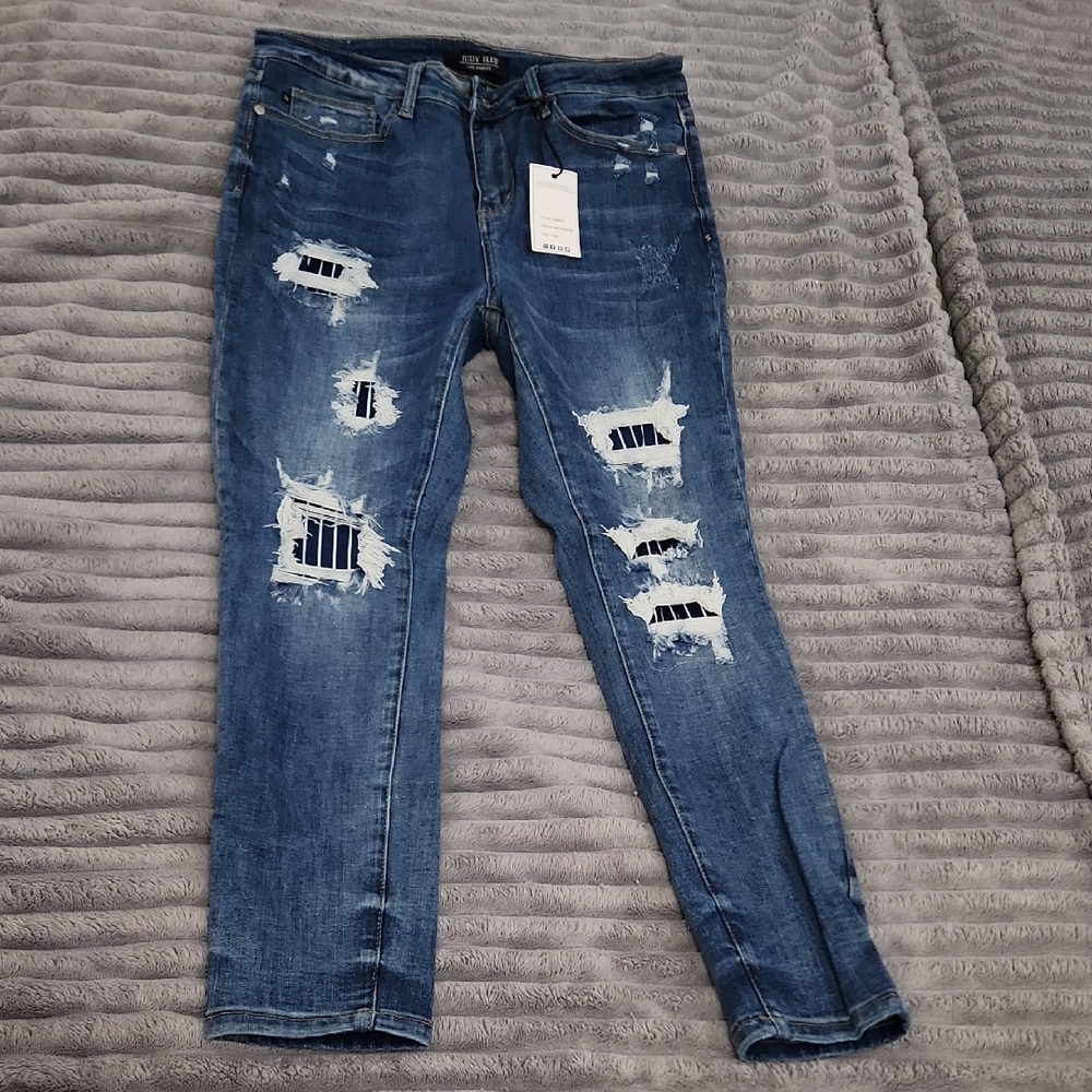 Judy Blue Distressed Dark Blue Skinny Jeans